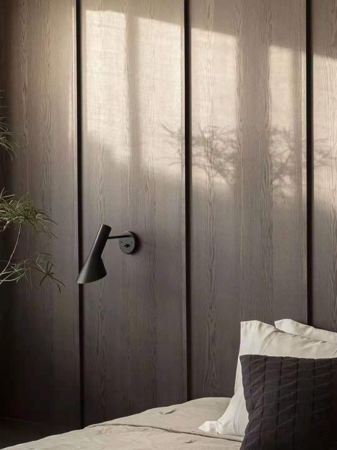 對自然材料的使用和柔和的調色板的共同信念是項目的基礎，注重觸覺、柔軟和永恒的品質。 (6).jpg